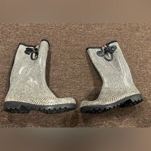 Like NEW! Nomad Stylish Women's Herringbone Rain Boots Sz 9